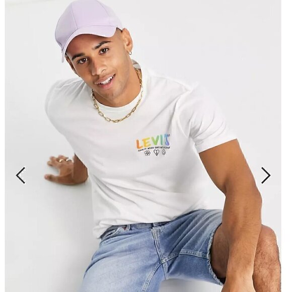 NWT Levi's Pride Community Tee in White - Picture 1 of 8